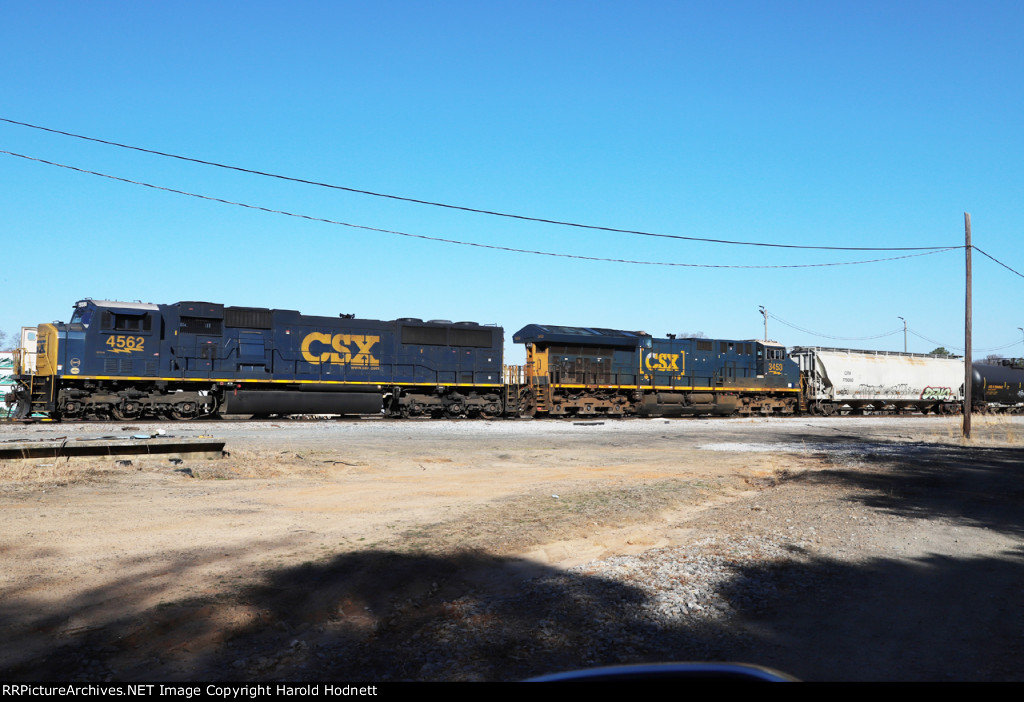 CSX 4562 & 3453 are power for train L619-21, beside the yard office